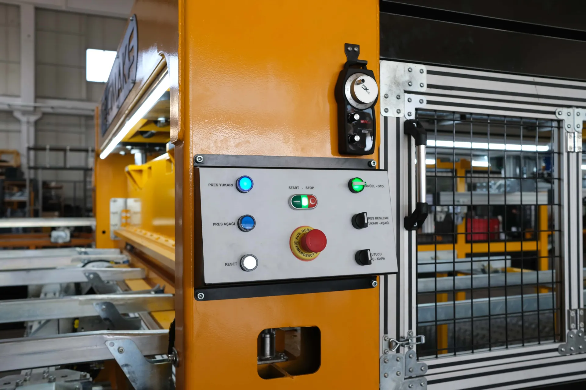 TMX - E.P.P. Eco Automatic Panel Fence Spot Welding Machine — 6